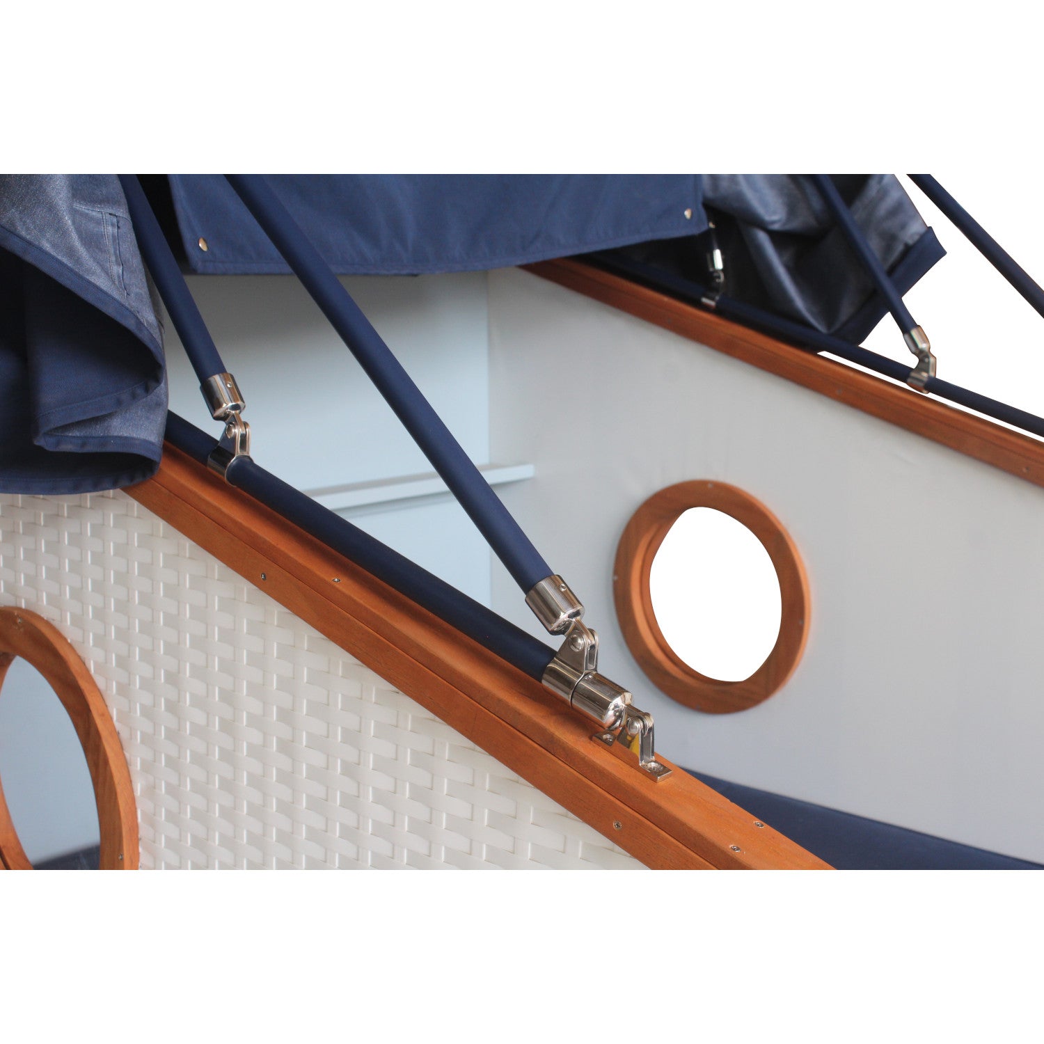 Urlaub direkt am Meer -Schlafstrandkorb 