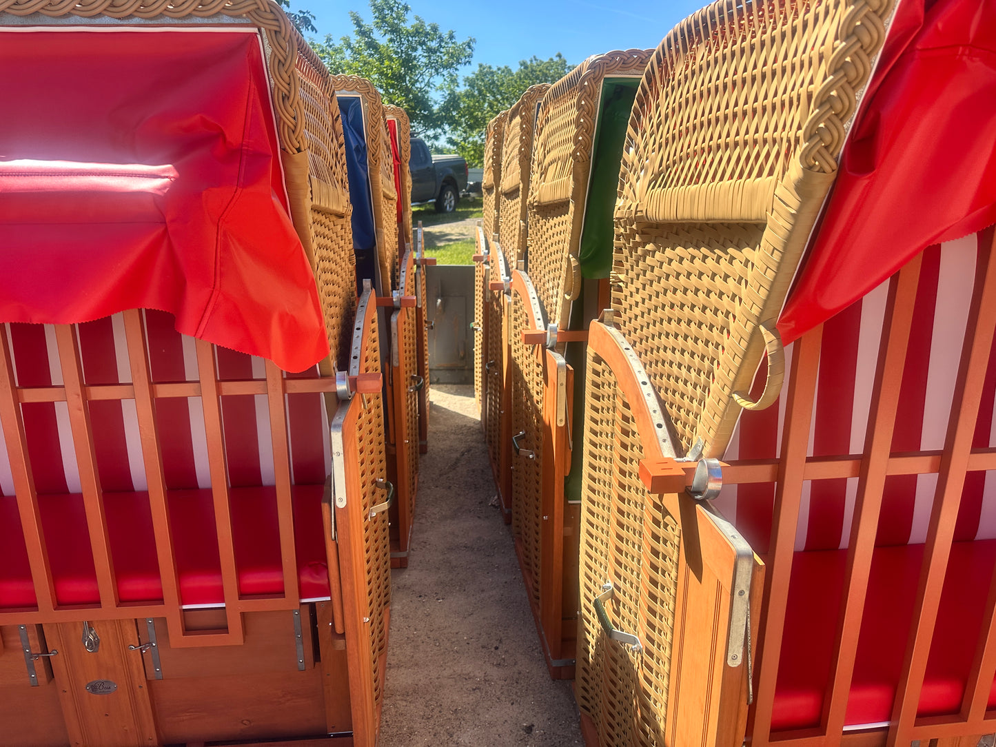PVC Ersatzstoff Rot Weiß 1m x 1,3m Strandtauglich für raue Wetterbedingungen